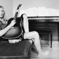 Holly Williams
