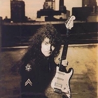 Vinnie Moore
