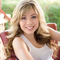 Jennette McCurdy (Дженнет Маккарди)