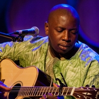Vieux Farka Toure (Vieux Farka Touré)