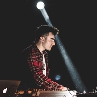 Daniel Deluxe